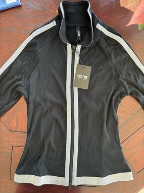 STYLEWE Black Ribbed Jacket with Silver Trim